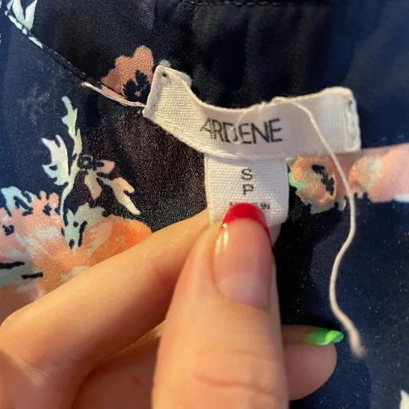 Summer dress - Picture 3 of 7